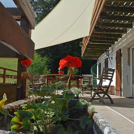Echo Des Montagnes Bed & Breakfast *